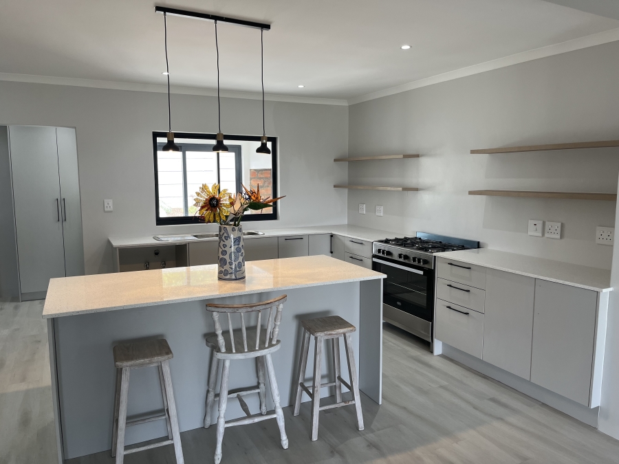 4 Bedroom Property for Sale in Oceanview Heights Western Cape